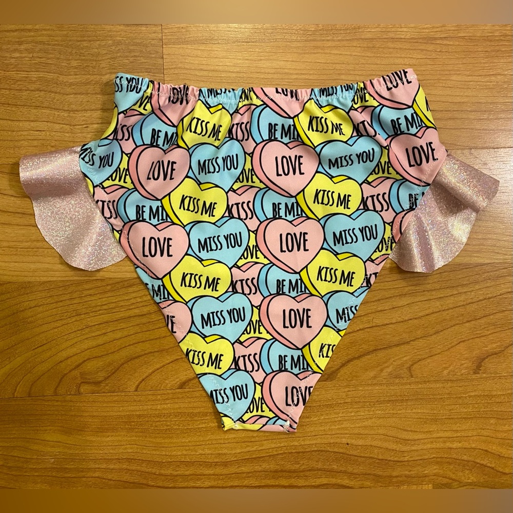 Candy Hearts Pastel 4-Piece Rave Set - Picture 10 of 11